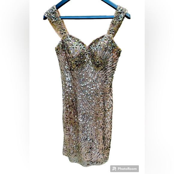 Sherri Hill Dresses & Skirts - Sherri Hill formal dress size 4–Gold
